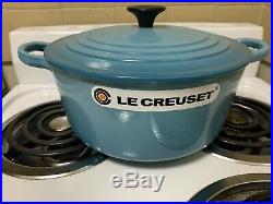 Le Creuset Round Dutch Oven 3.5 Qt Light Blue