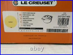 Le Creuset SIGNATURE Matte Mimosa Yellow Dutch Oven 5.5 Qt 5 1/2 RARE Cast Iron