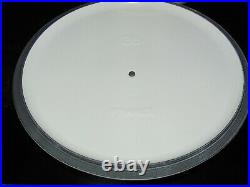 Le Creuset Shiny White 7-1/4 Qt, #28, Round Dutch Oven, Cast Iron Signature NEW