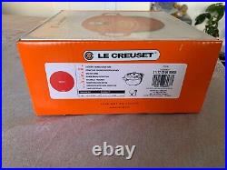 Le Creuset Signature 3.5-Quart Enameled Cast Iron Braiser in Cerise 3.5Qt