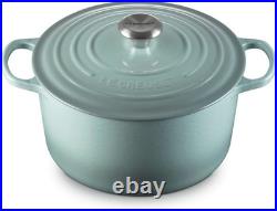 Le Creuset Signature Cast Iron 5 1/2-Qt Round Dutch Oven