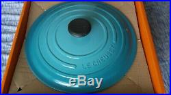 Le Creuset Signature Cast-Iron 7.25 Qu French (Dutch) Oven Carribean Teal