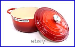 Le Creuset Signature Enameled Cast Iron 5.5 Qt. Round Dutch Oven