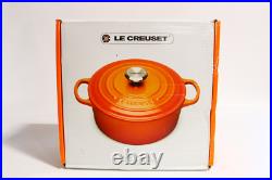 Le Creuset Signature Enameled Cast Iron 5.5Qt. Round Dutch Oven