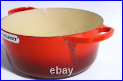Le Creuset Signature Enameled Cast Iron 5.5Qt. Round Dutch Oven