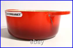 Le Creuset Signature Enameled Cast Iron 5.5Qt. Round Dutch Oven