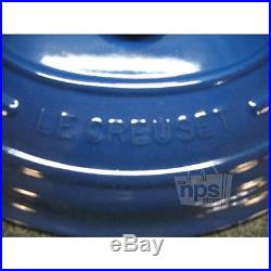 Le Creuset Signature Enameled Cast-Iron 9 1/2 Quart Oval French Oven Blue