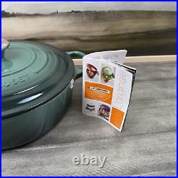 Le Creuset Signature Enameled Cast Iron Round Wide Dutch Oven 6 3/4-Qt Artichaut