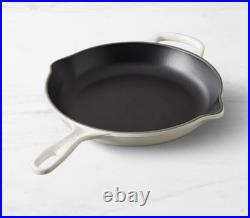 Le Creuset Skillet 10 1/4 26 cm Cast Iron Skillet, MATTE WHITE Color