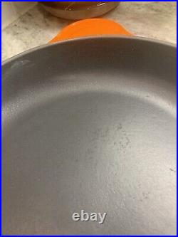 Le Creuset Skillet 12 #30 Cast Iron Double Spout Fry Pan France Orange Red R36