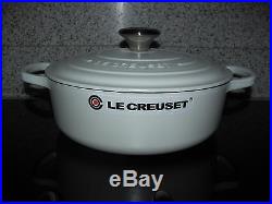 Le Creuset White Matte Wide Round 3-1/2 Qt (3.3L) #24 Dutch Oven/Risotto