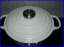 Le Creuset White Matte Wide Round 3-1/2 Qt (3.3L) #24 Dutch Oven/Risotto