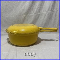 Le Creuset Yellow #26 Vintage Cast Iron Skillet Dutch oven Combo / Very used/