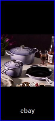 Le CreusetNew1.75QtSignatureSaucePanEnameled Cast IronProvenceColor