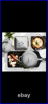 LeCreuset NEW5.5QtSignature Round Dutch Oven, French Grey. FreeShipping