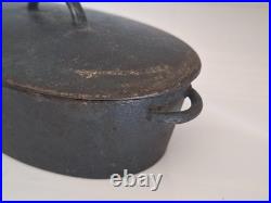 Little Cast iron Roaster Cooking pot Puppet kitchen mold antique rare