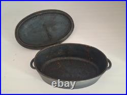 Little Cast iron Roaster Cooking pot Puppet kitchen mold antique rare