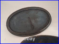 Little Cast iron Roaster Cooking pot Puppet kitchen mold antique rare