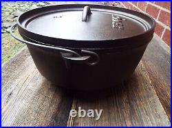 Lodge 12 CO, 12 Cast Iron short Camp / Dutch Footed Oven, Restored