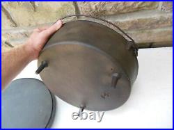 Lodge #14 Cast Iron Shallow Camp Dutch Oven Raised Numbers Older Cookware