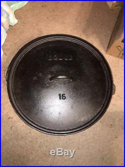 Lodge #16 Camp Oven / Dutch Oven Bail Handle 3 Footed Discontinued Lightly Used