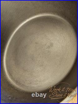 Lodge #8 Vintage Restored Cast Iron Dutch Oven 1930s (5 Quart)