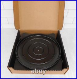 Lodge Blacklock Triple Seasoned Cast Iron Braiser with Lid, 4 Quart New