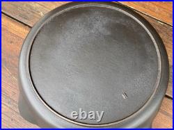 Lodge Cast Iron #9 No Notch Skillet with Raised Number On Handle