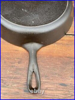 Lodge Cast Iron Arc Logo #8 Skillet with Raised Number Handle