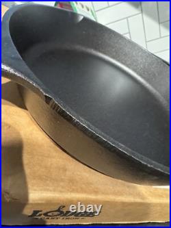 Lodge Supreme Cast Iron Pan