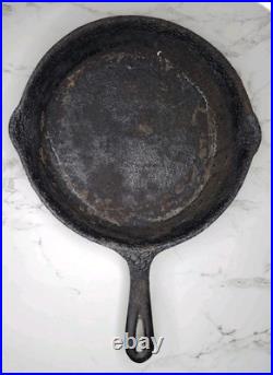 Lot of 9 Vintage Cast Iron Skillets & Griddle Pans Unmarked & Nexgrill Resto