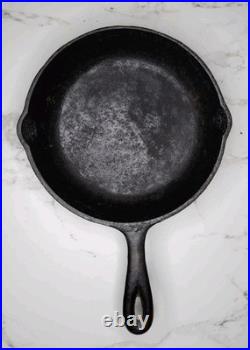 Lot of 9 Vintage Cast Iron Skillets & Griddle Pans Unmarked & Nexgrill Resto