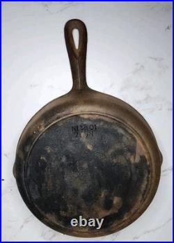 Lot of 9 Vintage Cast Iron Skillets & Griddle Pans Unmarked & Nexgrill Resto