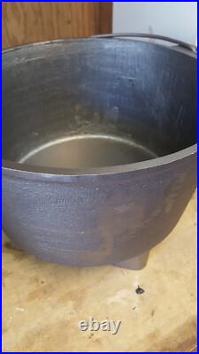 Maca 13? Deep Cast Iron Camp Dutch Oven 12 qt. NFB