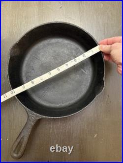 Martin Range & Stove Co #8 Cast Iron Hamburger Logo Skillet 1920-1950 Unmarked