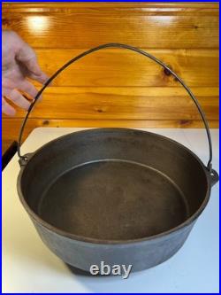 Massive Antique Lodge #14 Cast Iron Camp Dutch Oven Matching Coal Lid w Legs