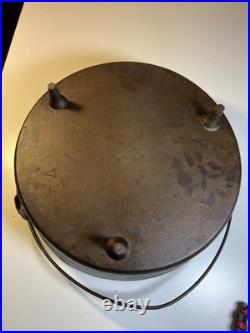 Massive Antique Lodge #14 Cast Iron Camp Dutch Oven Matching Coal Lid w Legs