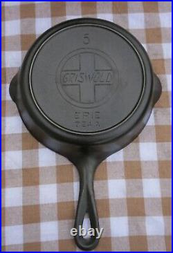 NICE No. 5 GRISWOLD CAST IRON SKILLET WITH SLANT LOGO & HEAT RING