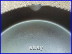 NICE Vintage Wagner Hammered #8 Cast Iron Skillet Fully Restored