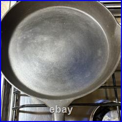 National Cast Iron Skillet #9 Restored Sits Flat