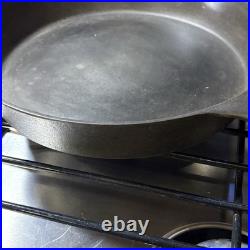 National Cast Iron Skillet #9 Restored Sits Flat