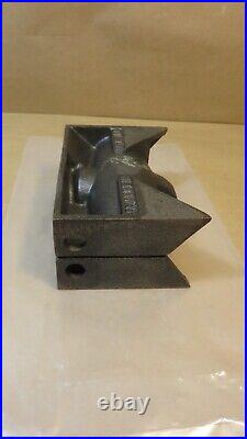 New 4-5 lbs. Aluminum Cast Iron Hammer Mold Podlin Tool Co, USA
