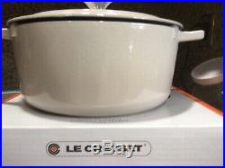 New Le CREUSET Dutch Oven 7.25 QT-7 1/4 RARE COLOR Meringue NUM 28 Retail $385