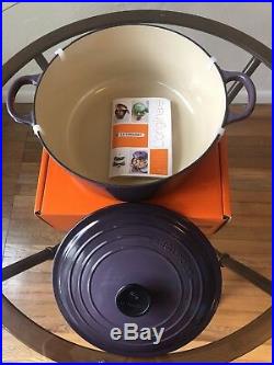 New Le Creuset Enameled Cast Iron Round Dutch Oven, 5.5 Quart 5 1/2 CASSIS RARE