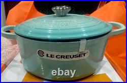New Le Creuset Enameled Cast Iron Signature Round Dutch Oven, 4.5 qt. Cool Mint