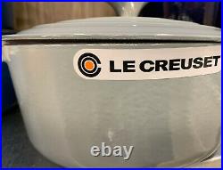 New Le Creuset Signature Ena meled Cast Iron Round Dutch Oven 5.5 Qt Sea Salt