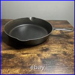 Nice Vintage Griswold Large Logo 710 F #9 Cast Iron Skillet