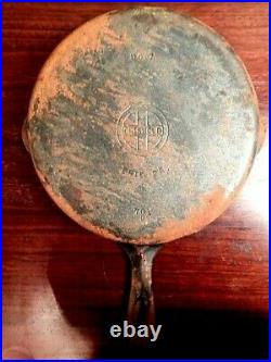Nos Vintage GRISWOLD Erie PA USA Cast Iron Ware Heavy Metal Frying Pan #7 701G