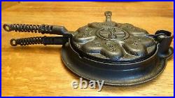 Original Antique Griswold Heart Star No. 18 Cast Iron Waffle Iron With Low Base