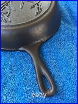 Original Lodge Wildlife Series Cast Iron Number 8 Skillet, Buck Heat Ring, HTF